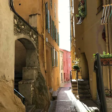 Le Petit Bateau Menton