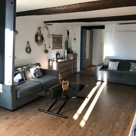 Le Petit Bateau Apartman *