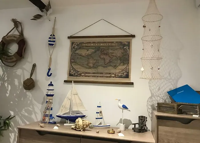 Le Petit Bateau Apartment