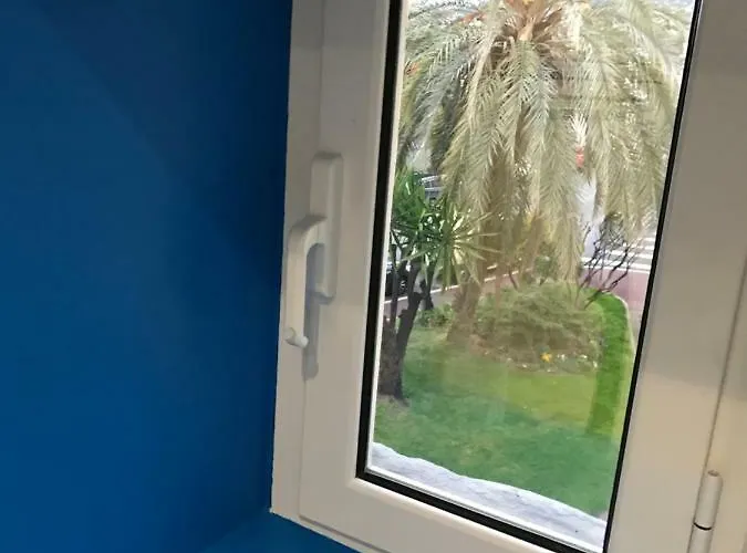 Le Petit Bateau * Menton