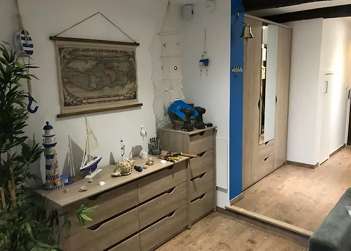 Le Petit Bateau Menton