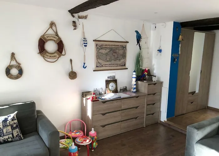 Le Petit Bateau Menton