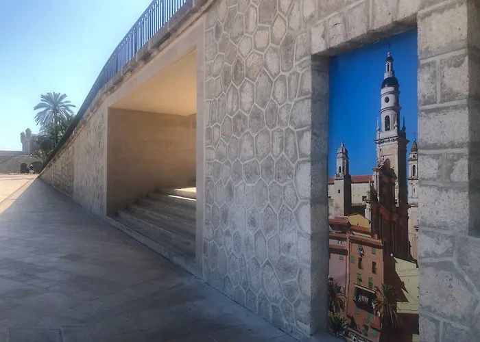 Le Petit Bateau Apartment *